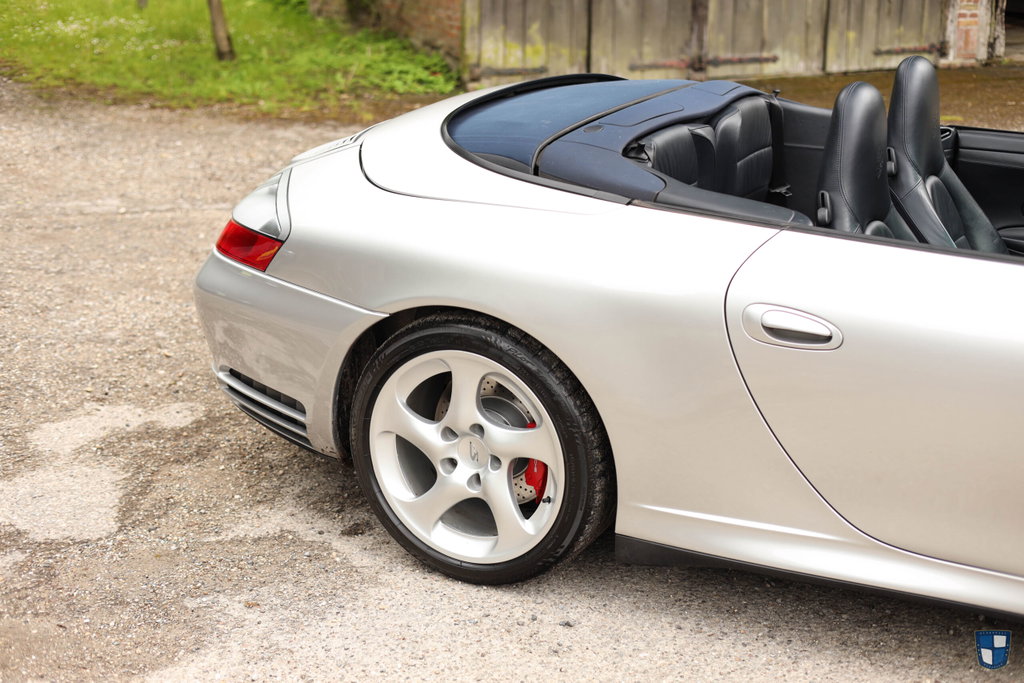 Porsche 996.2 Carrera 4S