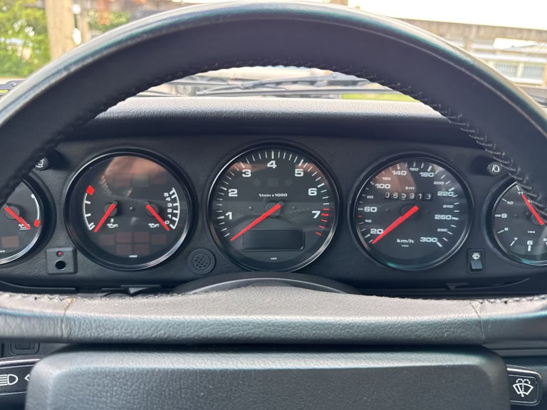 Porsche 964 Carrera 4