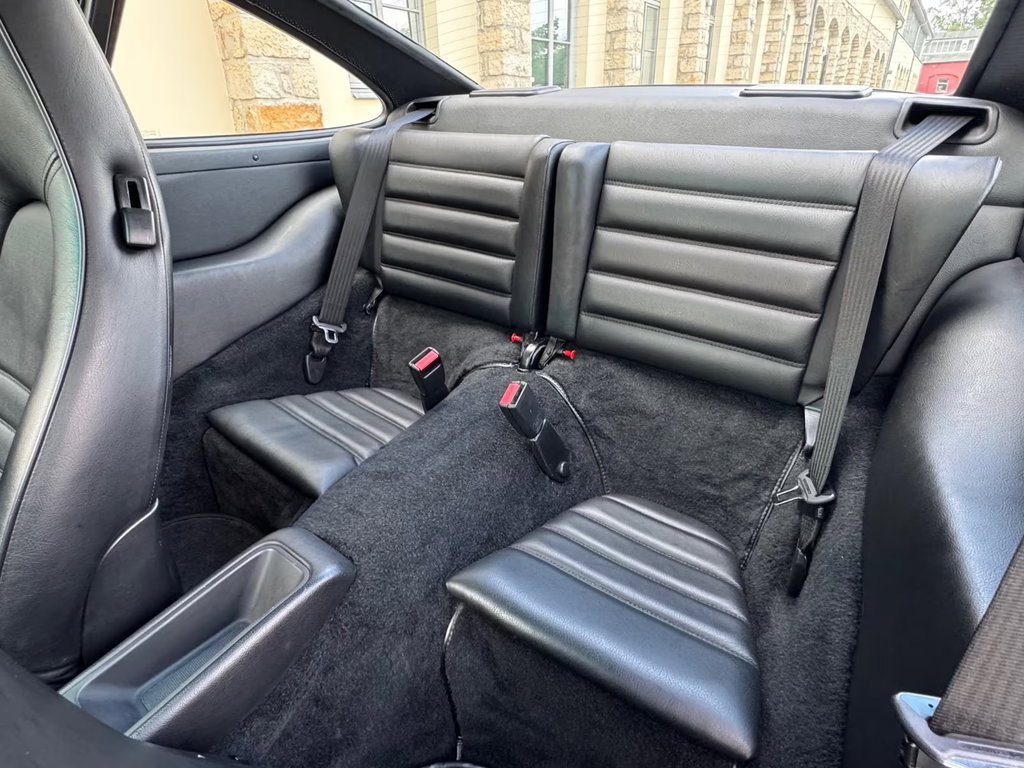 Porsche 964 Carrera 4