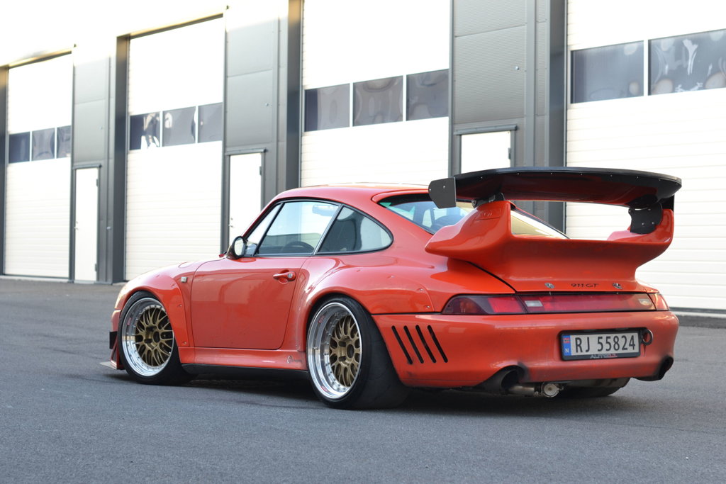 Porsche 993 GT2 Tribute
