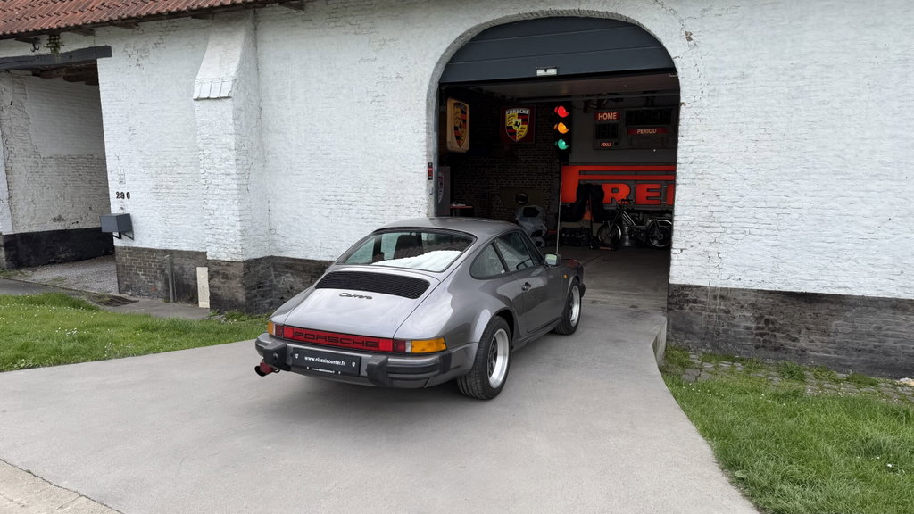 Porsche 911 Carrera 3.2