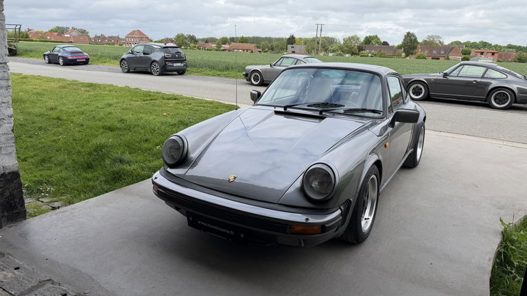 Porsche 911 Carrera 3.2