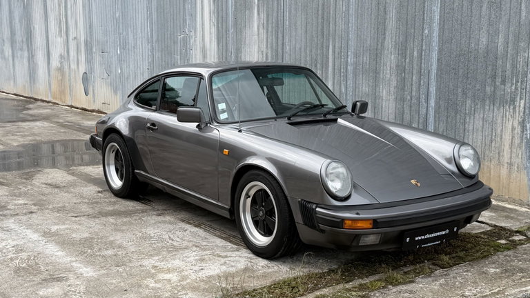 Porsche 911 Carrera 3.2