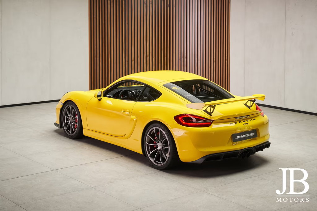 Porsche 981 Cayman GT4
