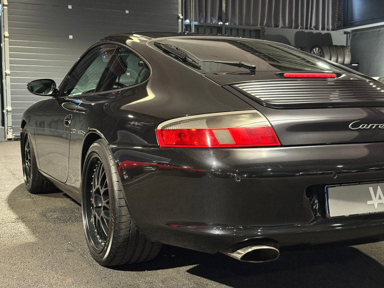 Porsche 996.2 Carrera