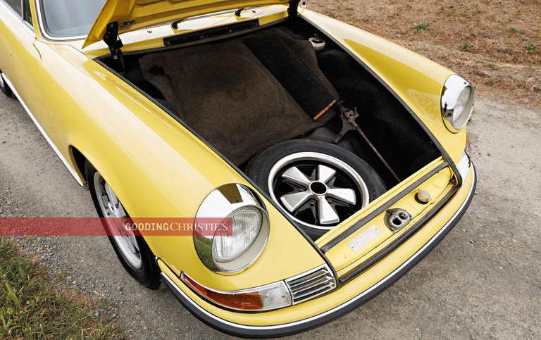 Porsche 911 S (F-Modell)