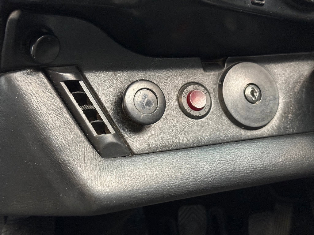 Porsche 911 Carrera 2.7