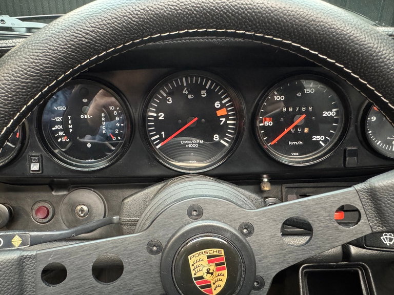 Porsche 911 Carrera 2.7