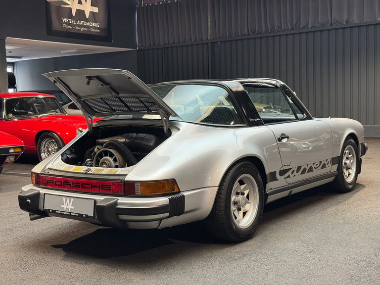 Porsche 911 Carrera 2.7