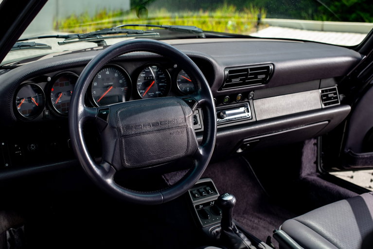 Porsche 964 Jubiläumsmodell „30 Jahre 911“