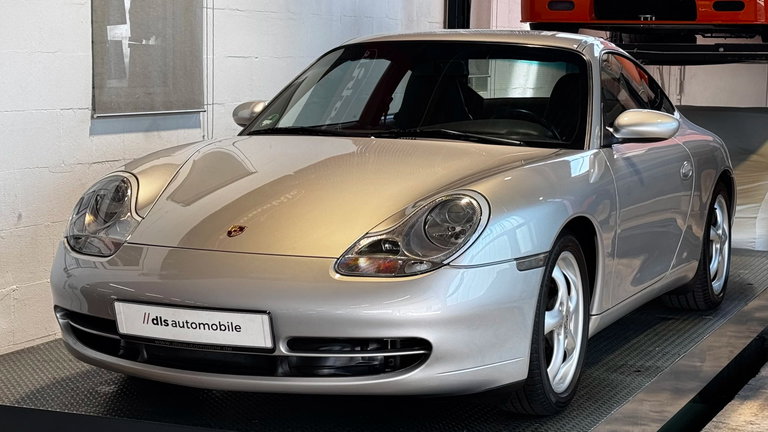 Porsche 996 Carrera
