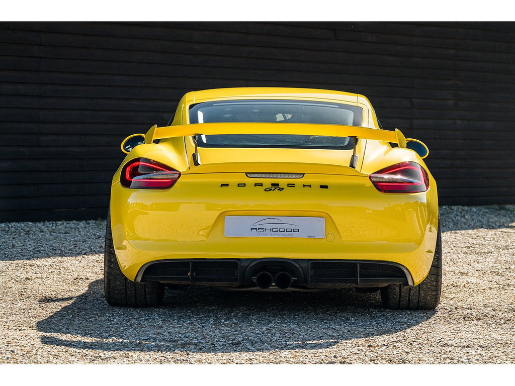 Porsche 981 Cayman GT4