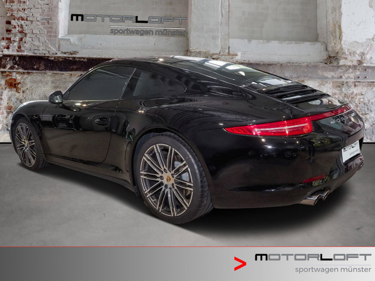 Porsche 991 Carrera 4 Black Edition