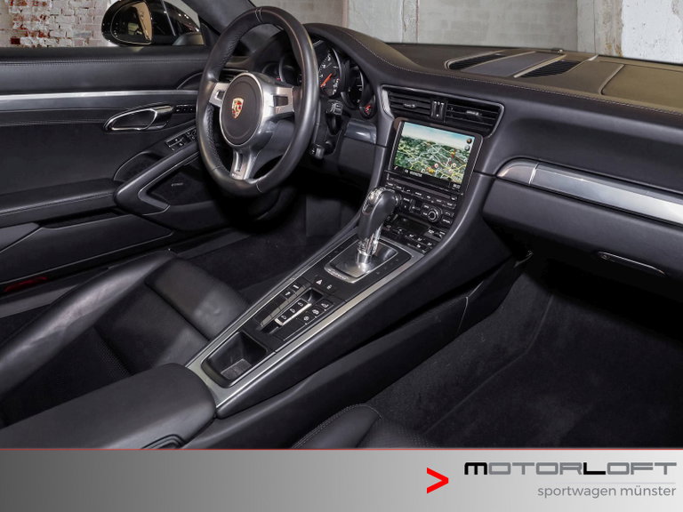 Porsche 991 Carrera 4 Black Edition