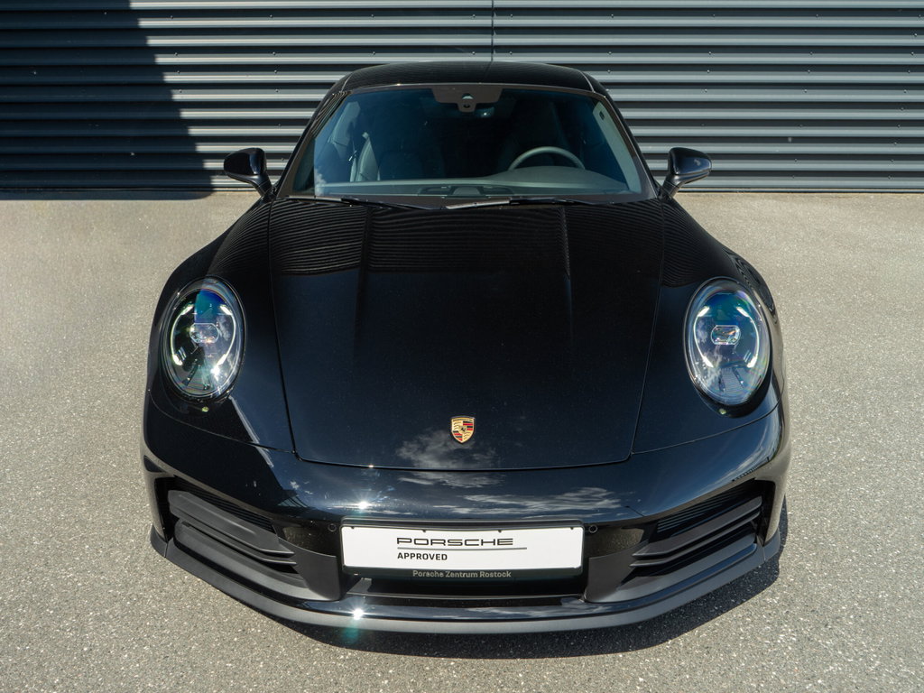 Porsche 992 Carrera
