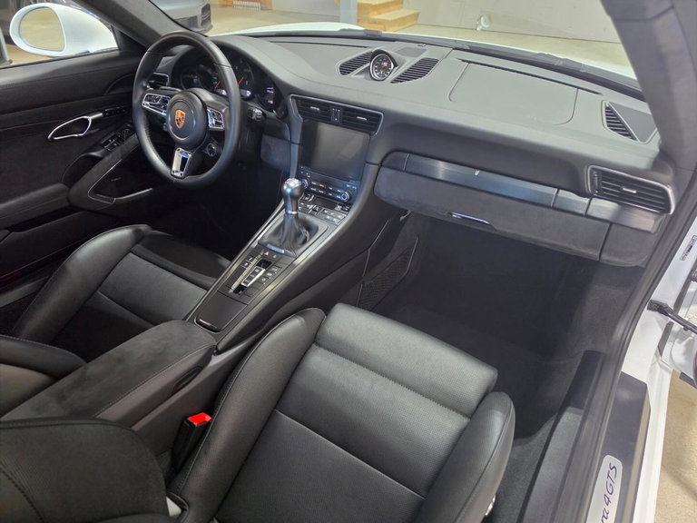 Porsche 991.2 Carrera 4 GTS