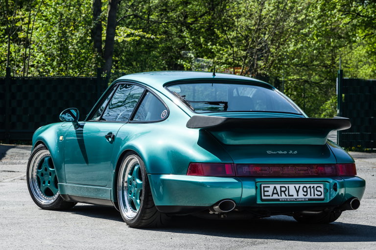 Porsche 964 Turbo 3.6