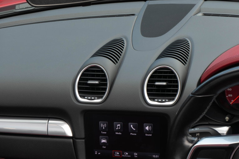 Porsche 718 Boxster