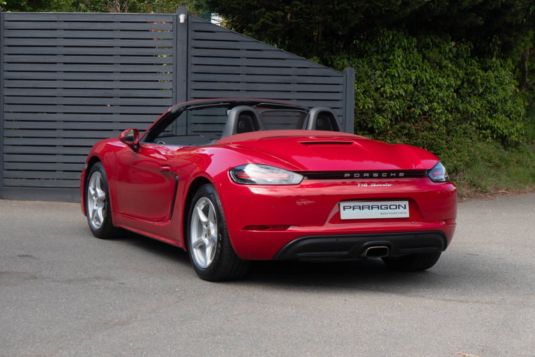 Porsche 718 Boxster