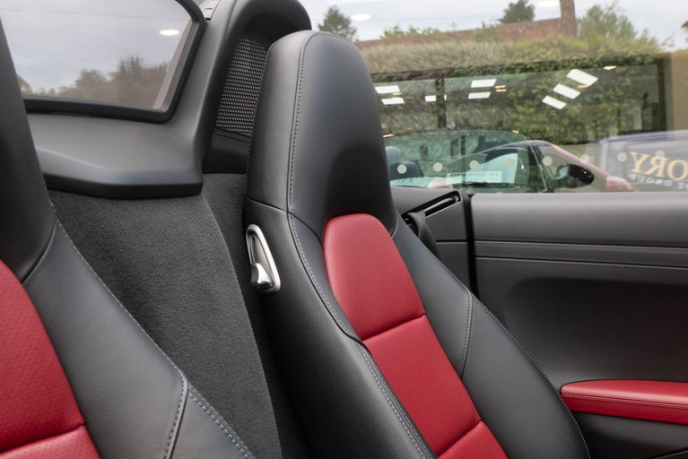 Porsche 718 Boxster