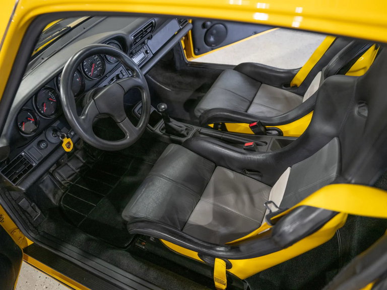 Porsche 964 Carrera RS 3.8