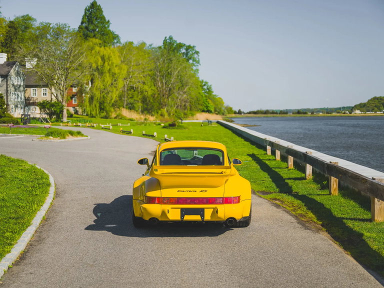 Porsche 964 Carrera RS 3.8