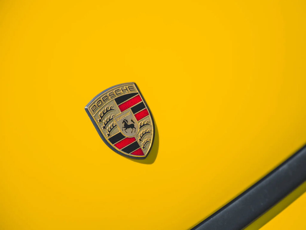 Porsche 964 Carrera RS 3.8