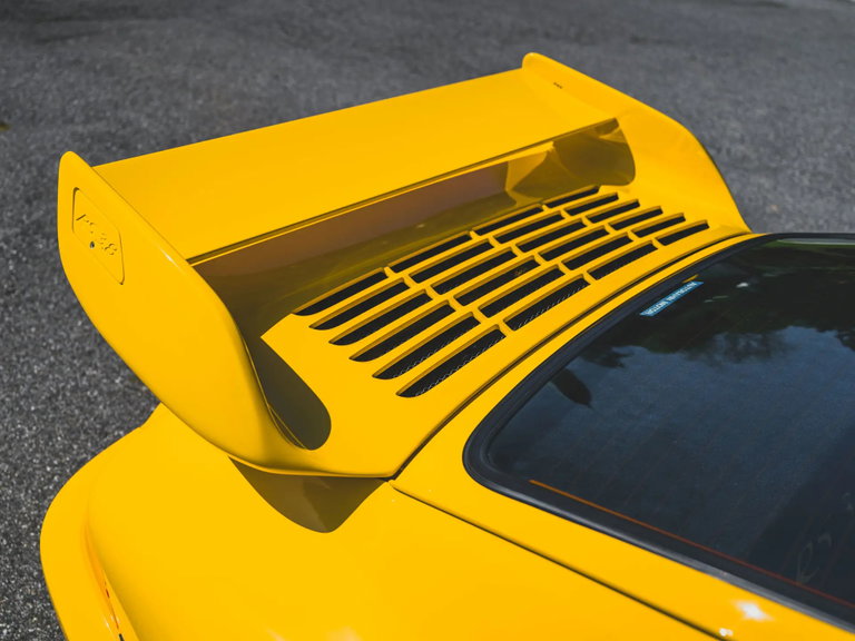 Porsche 964 Carrera RS 3.8
