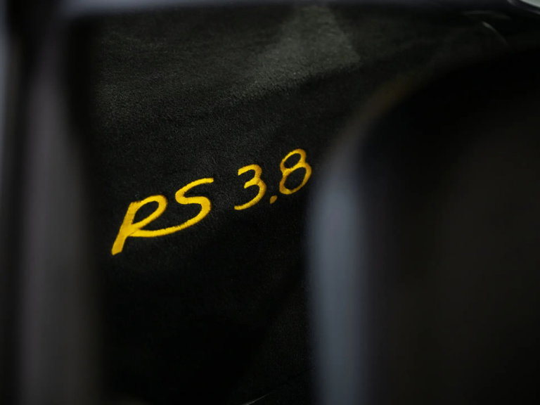 Porsche 964 Carrera RS 3.8