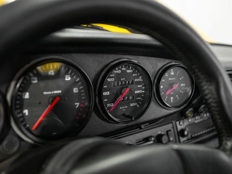 Porsche 964 Carrera RS 3.8