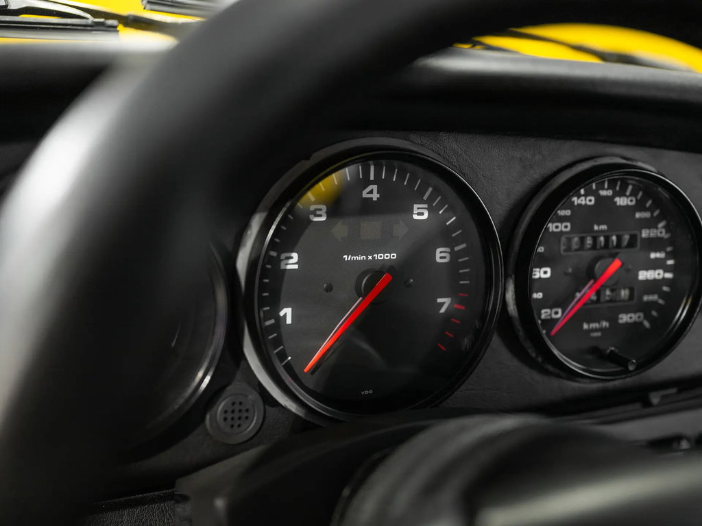 Porsche 964 Carrera RS 3.8