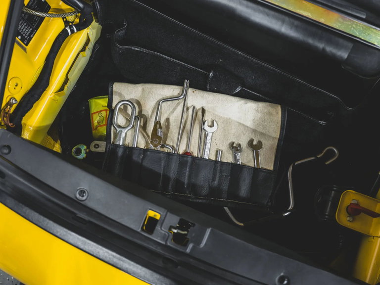 Porsche 964 Carrera RS 3.8