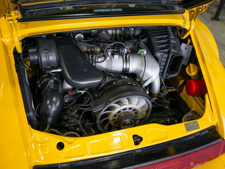 Porsche 964 Carrera RS 3.8
