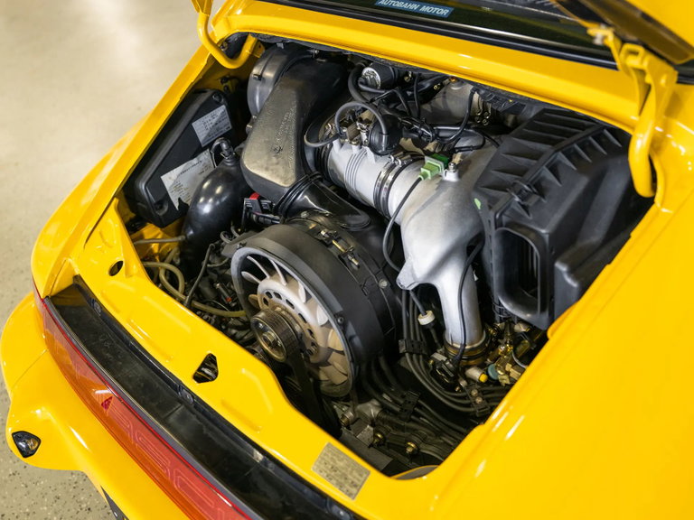 Porsche 964 Carrera RS 3.8