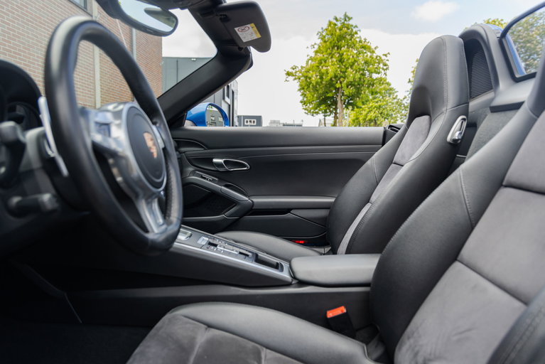 Porsche 981 Boxster