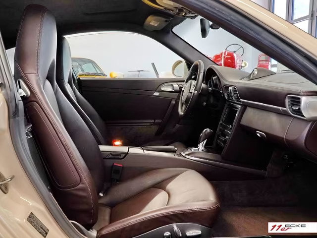 Porsche 997.2 Carrera 4S