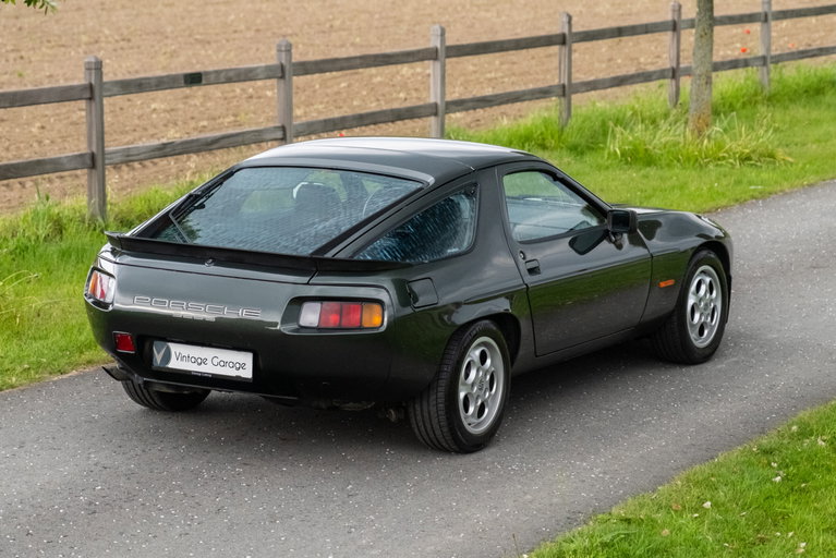 Porsche 928 S
