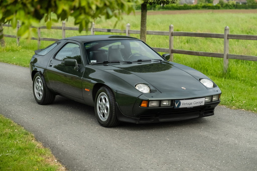 Porsche 928 S
