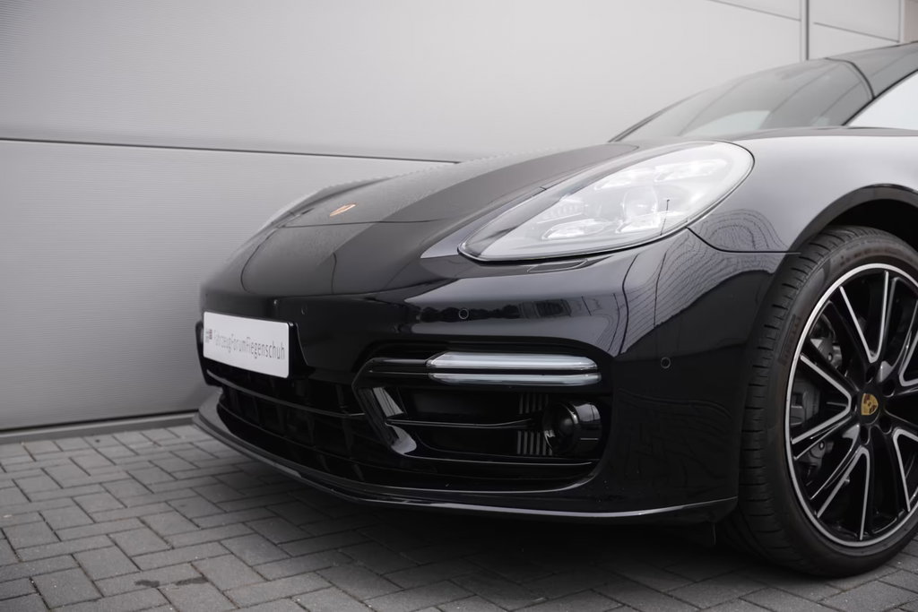 Porsche Panamera 4S