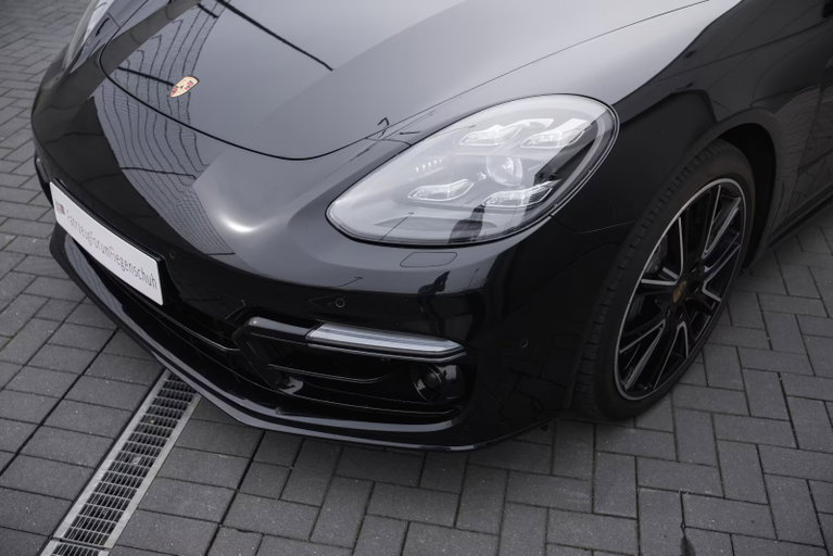 Porsche Panamera 4S