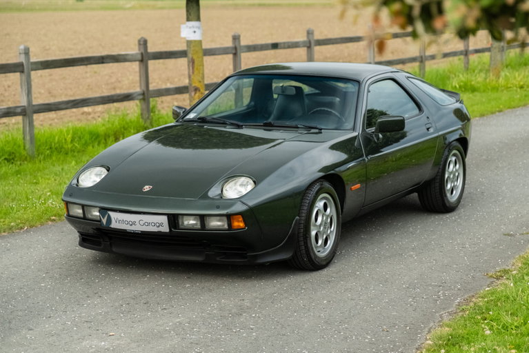 Porsche 928 S