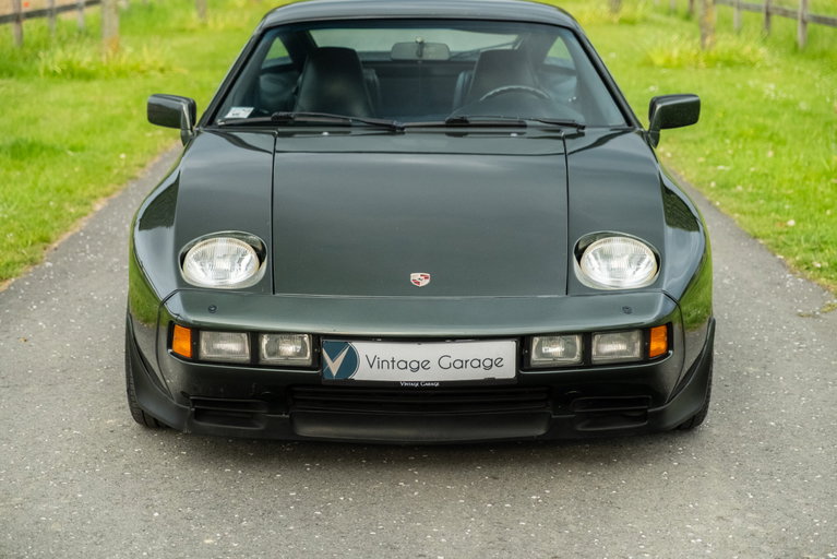 Porsche 928 S