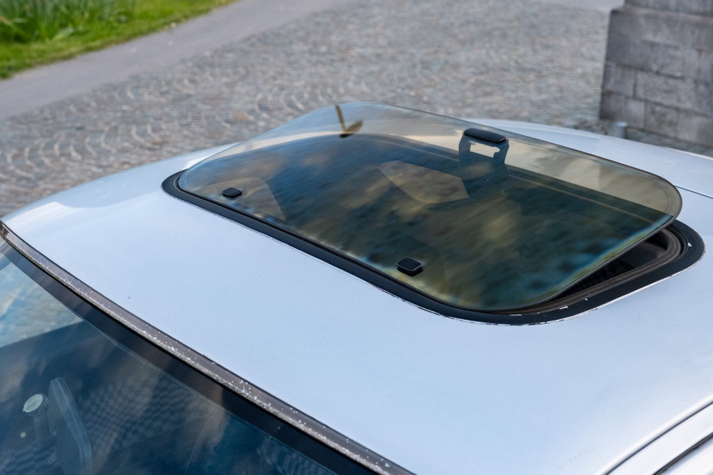 Porsche 928