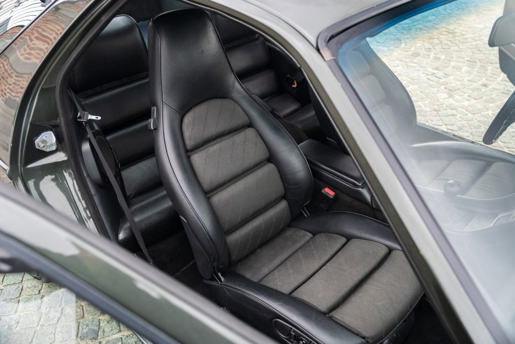Porsche 928 S