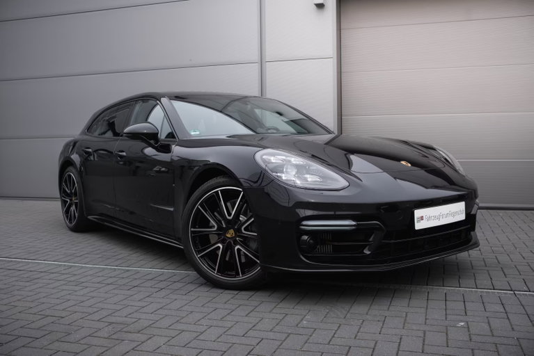 Porsche Panamera 4S