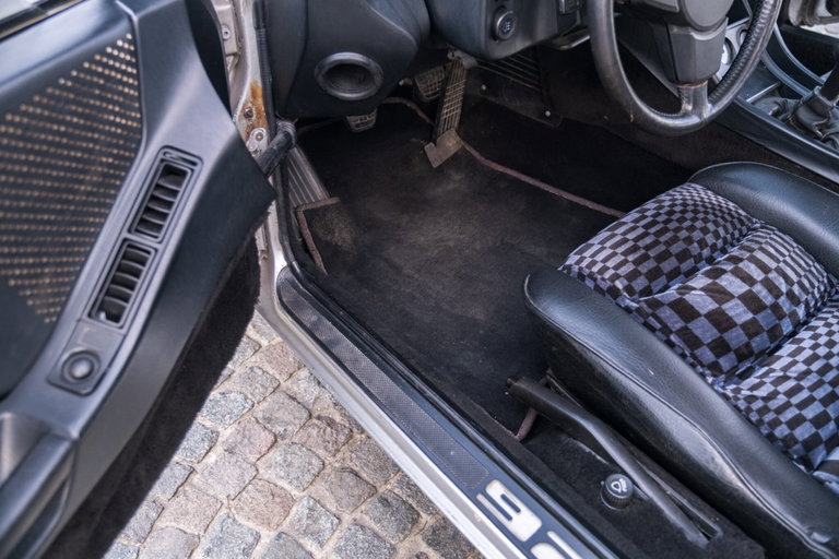 Porsche 928