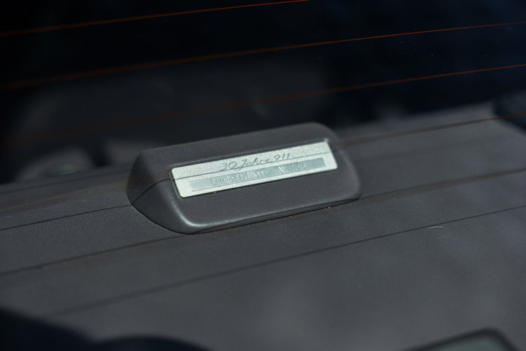 Porsche 964 Jubiläumsmodell „30 Jahre 911“