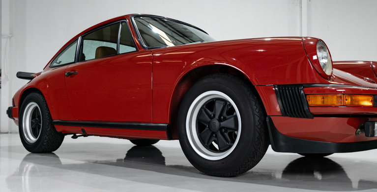 Porsche 911 Carrera (US)