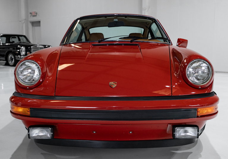 Porsche 911 Carrera (US)