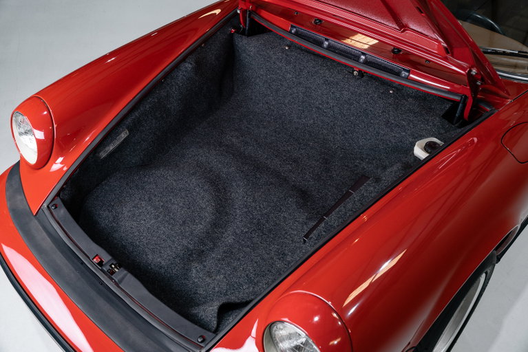 Porsche 911 Carrera (US)